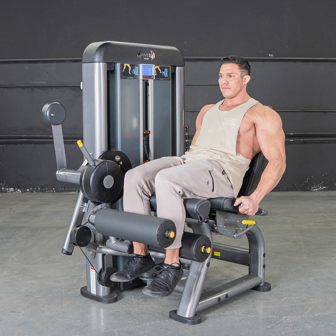 muscle d fitness commercial selectorized black and dark grey elite plus leg extension seated leg curl combo leg machine