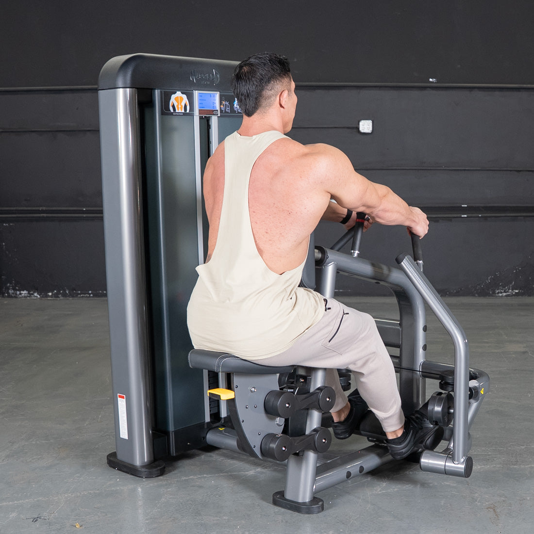 muscle d fitness commercial selectorized black and dark grey elite plus seated row machine