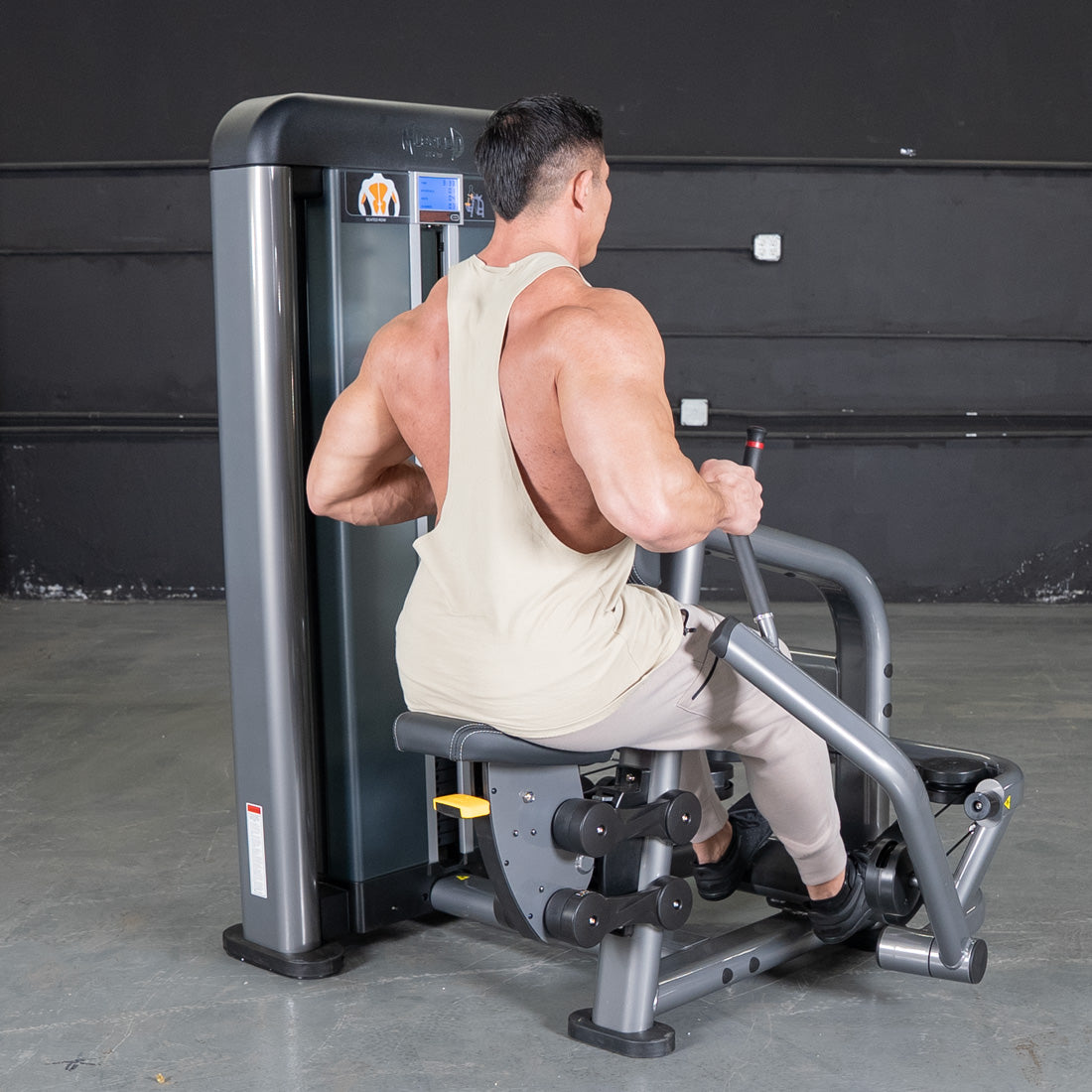muscle d fitness commercial selectorized black and dark grey elite plus seated row machine