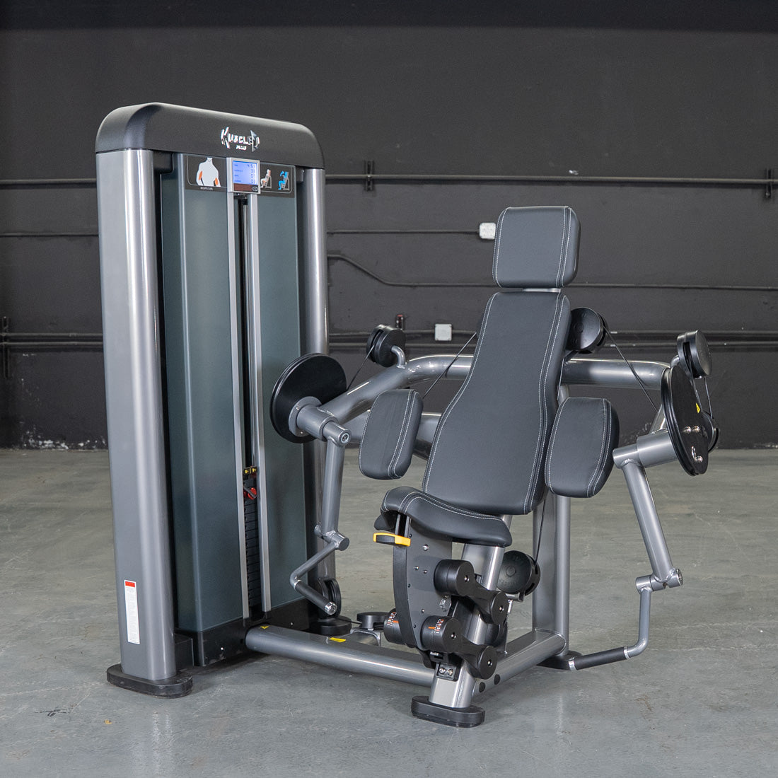 muscle d fitness commercial selectorized black and dark grey elite plus biceps curl machine detail
