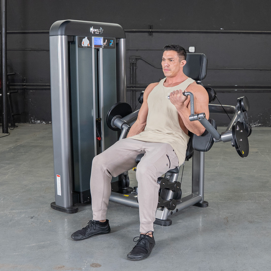 muscle d fitness commercial selectorized black and dark grey elite plus biceps curl machine