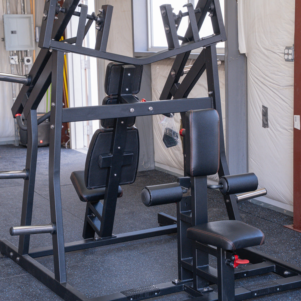 muscle d fitness commercial plate loaded excel leverage black chest and back combo machine back station