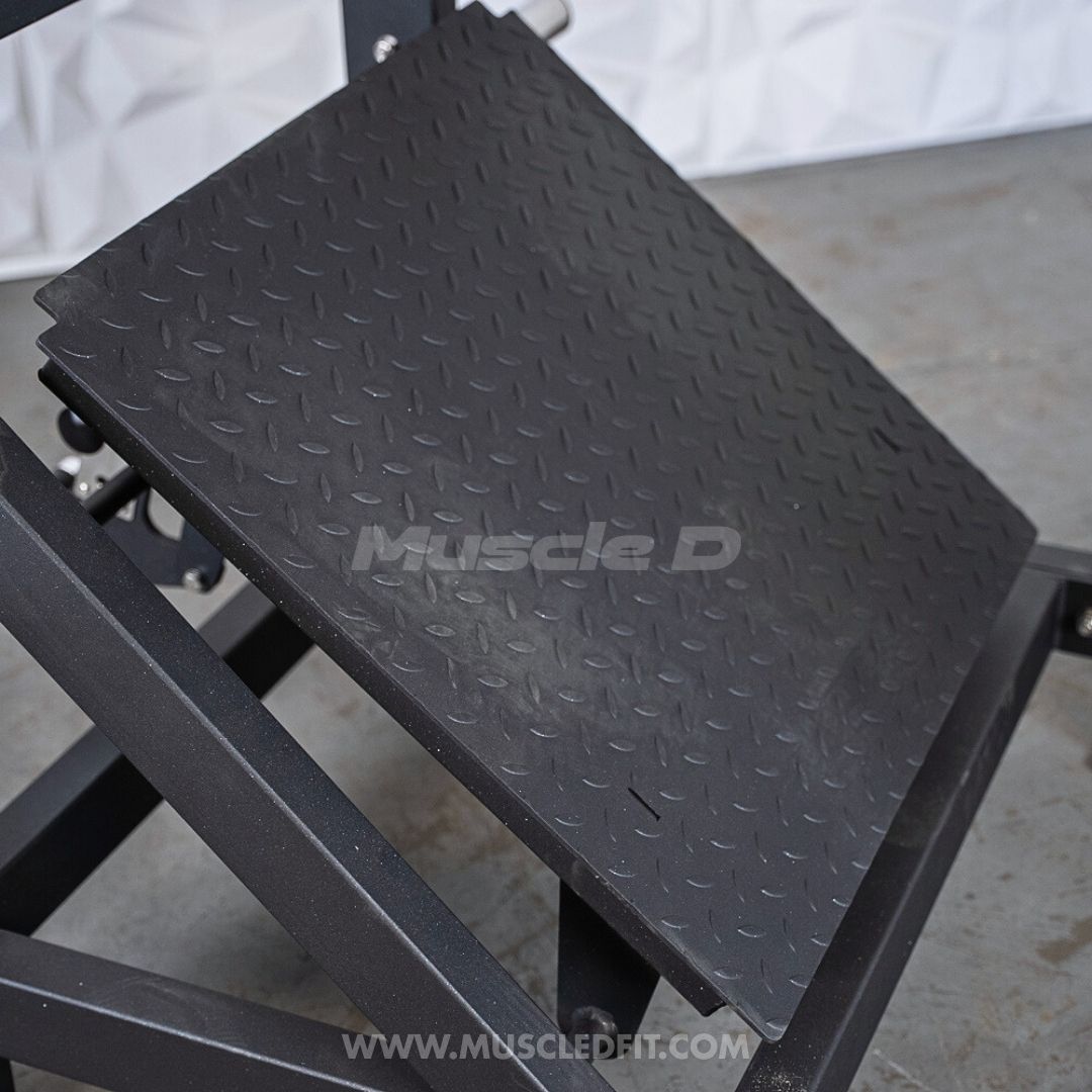 Excel Counterbalanced Pendulum Squat Machine | Muscle D Fitness