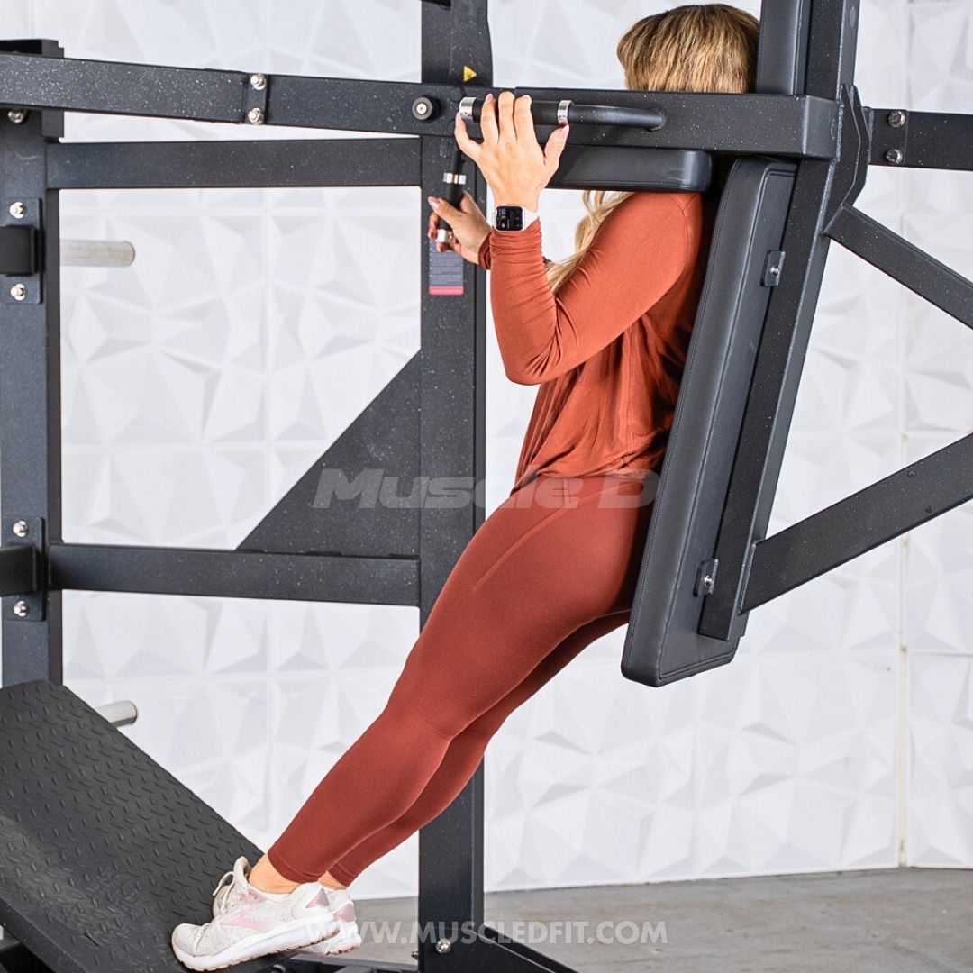 Excel Counterbalanced Pendulum Squat Machine | Muscle D Fitness