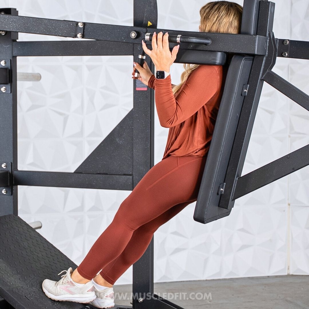 Excel Counterbalanced Pendulum Squat Machine | Muscle D Fitness