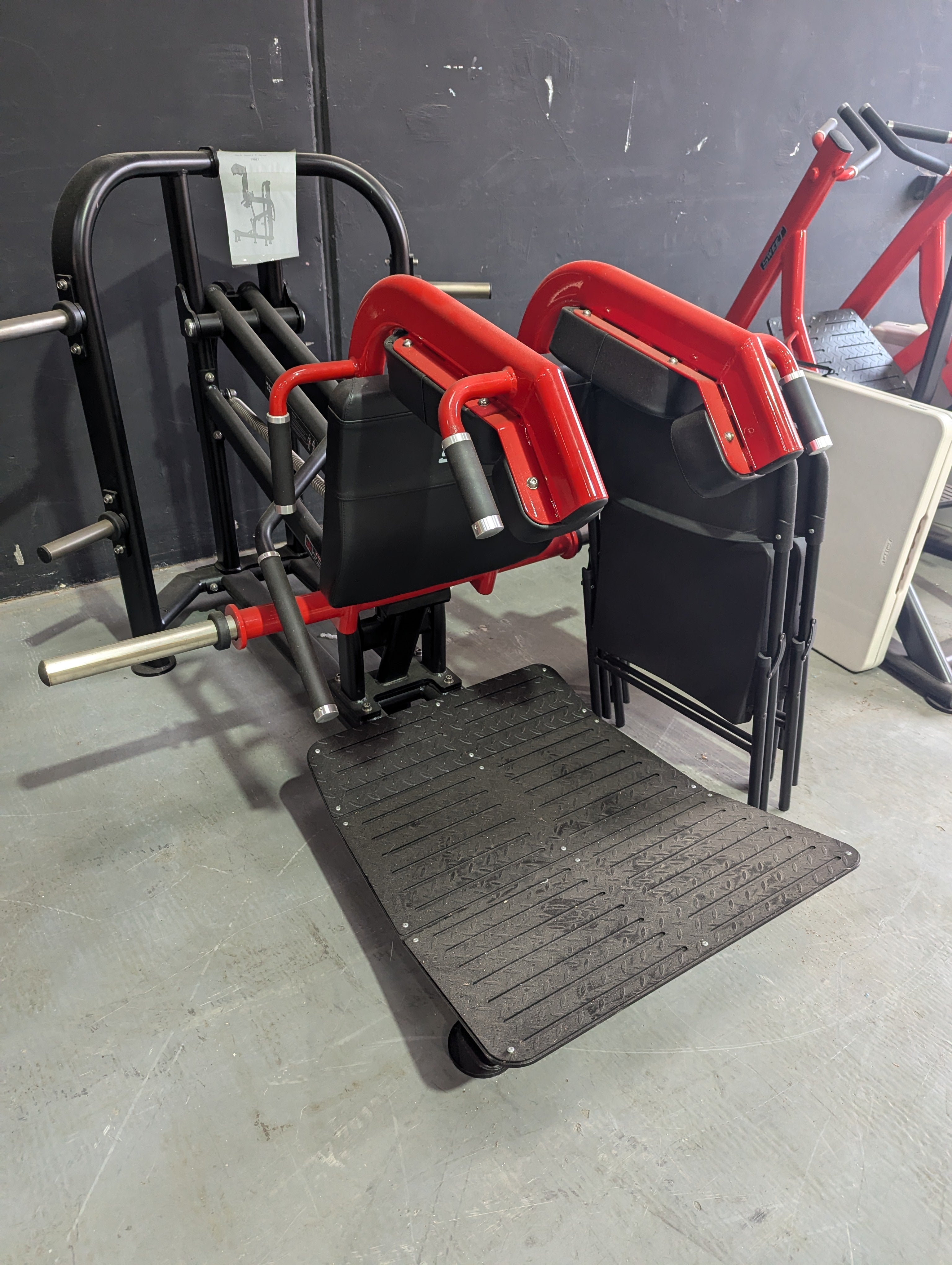 Pro Strength Plate Loaded Hack Squat | Muscle D Fitness