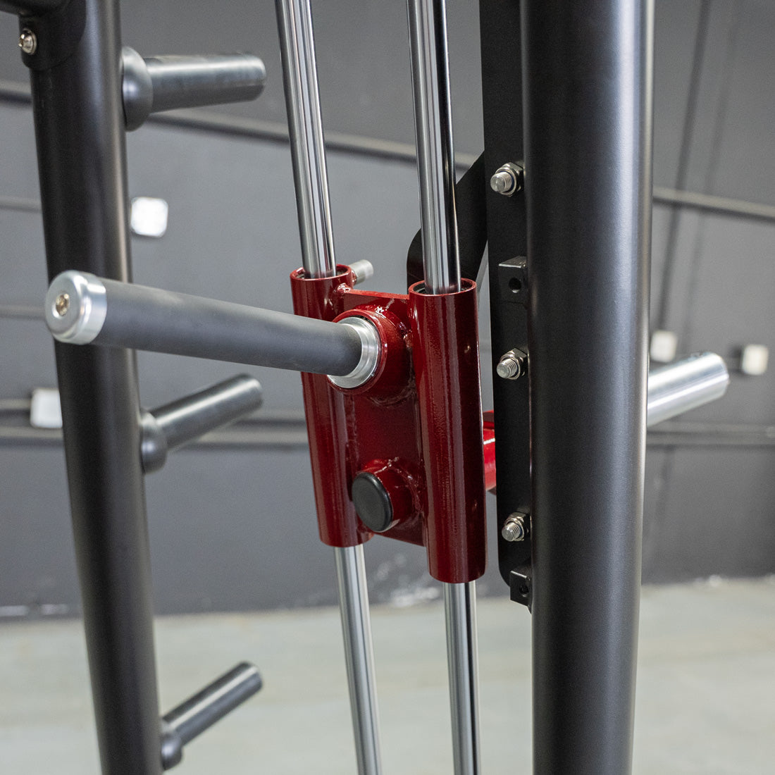 muscle d fitness commercial plate loaded black and maroon handle power leverage v2 convergent bench machine handle detail