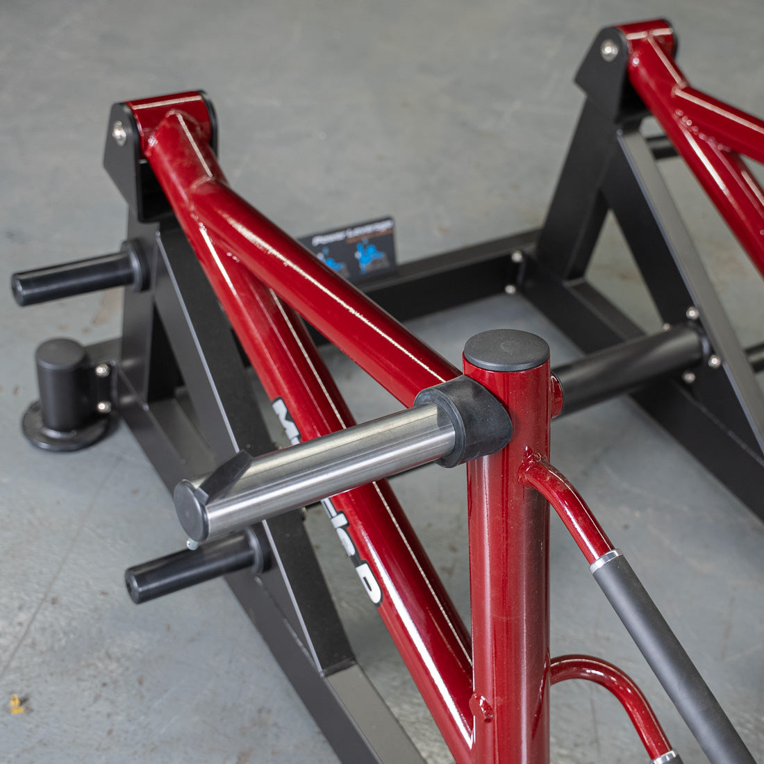 muscle d fitness commercial plate loaded black and maroon power leverage v2 deadlift/shrug machine detail
