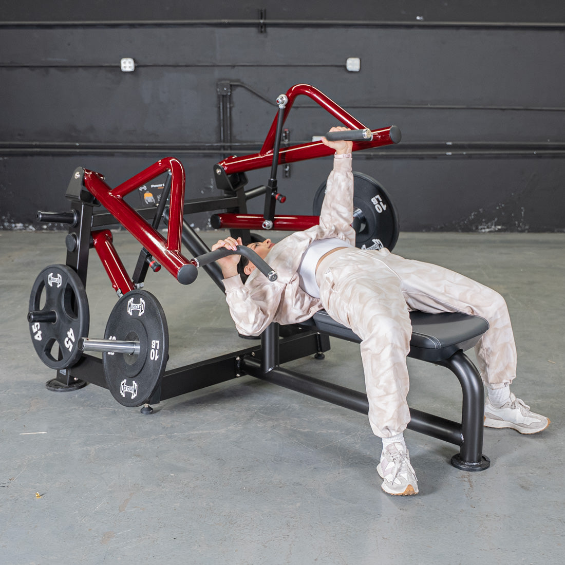 muscle d fitness commercial plate loaded black and maroon power leverage v2 iso lateral horizontal chest press machine