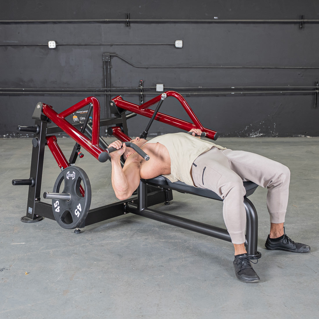 muscle d fitness commercial plate loaded black and maroon power leverage v2 iso lateral horizontal chest press machine