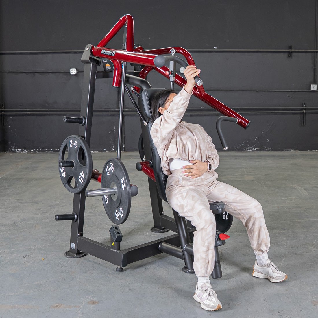 muscle d fitness commercial plate loaded black and maroon power leverage v2 iso lateral incline chest press machine