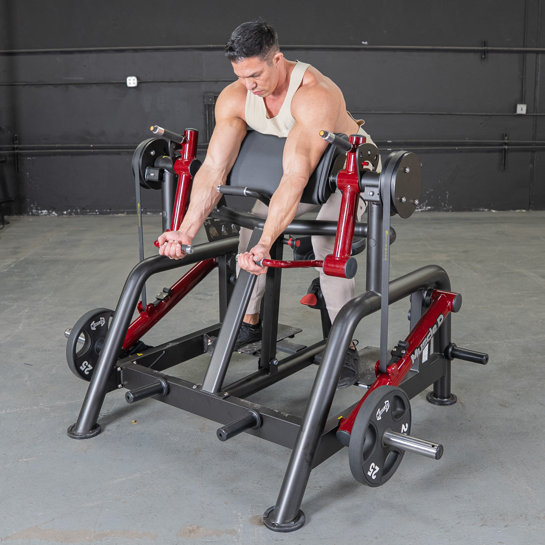 muscle d fitness commercial plate loaded black and maroon power leverage v2 iso lateral biceps curl machine
