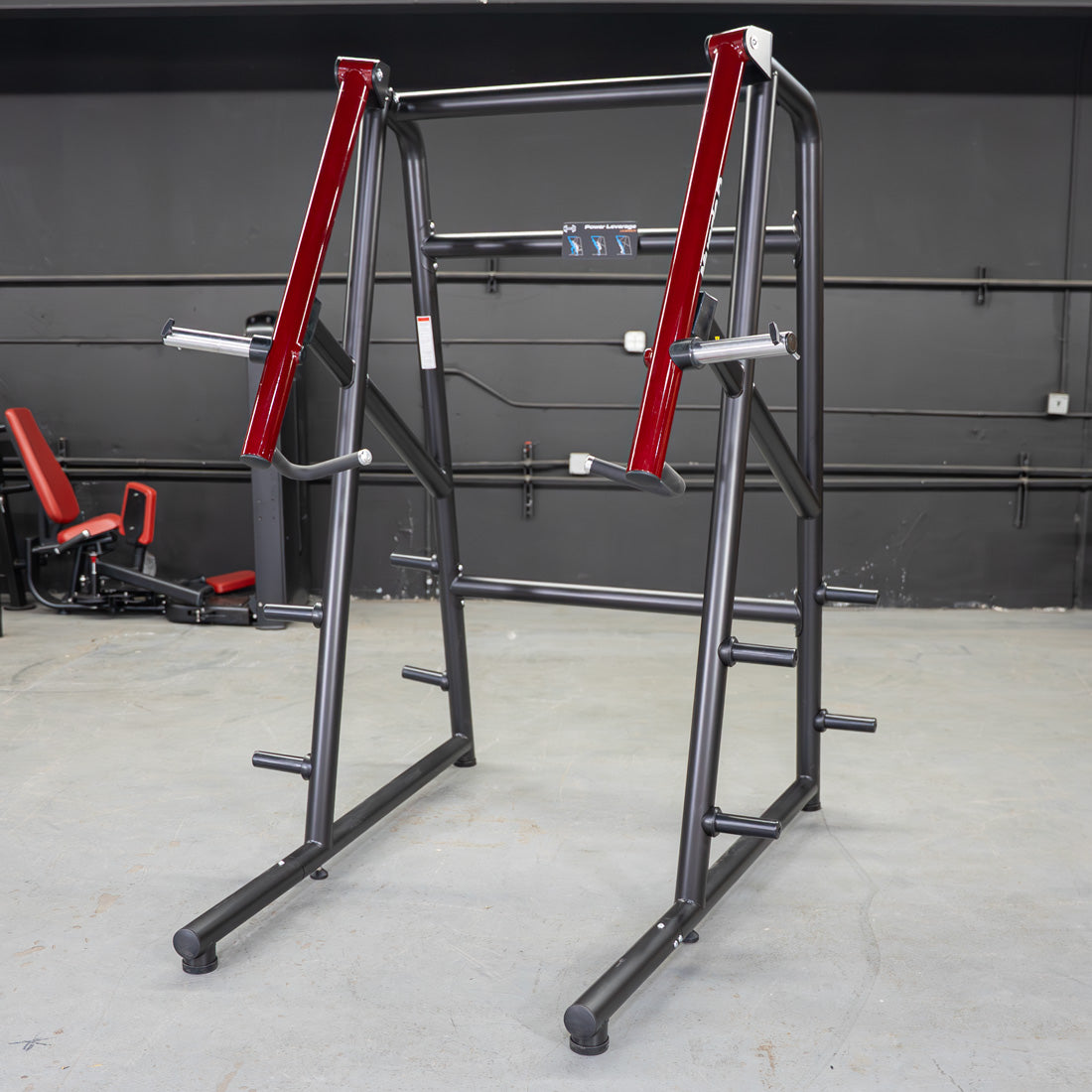 muscle d fitness commercial plate loaded black and maroon power leverage v2 iso lateral jammer machine