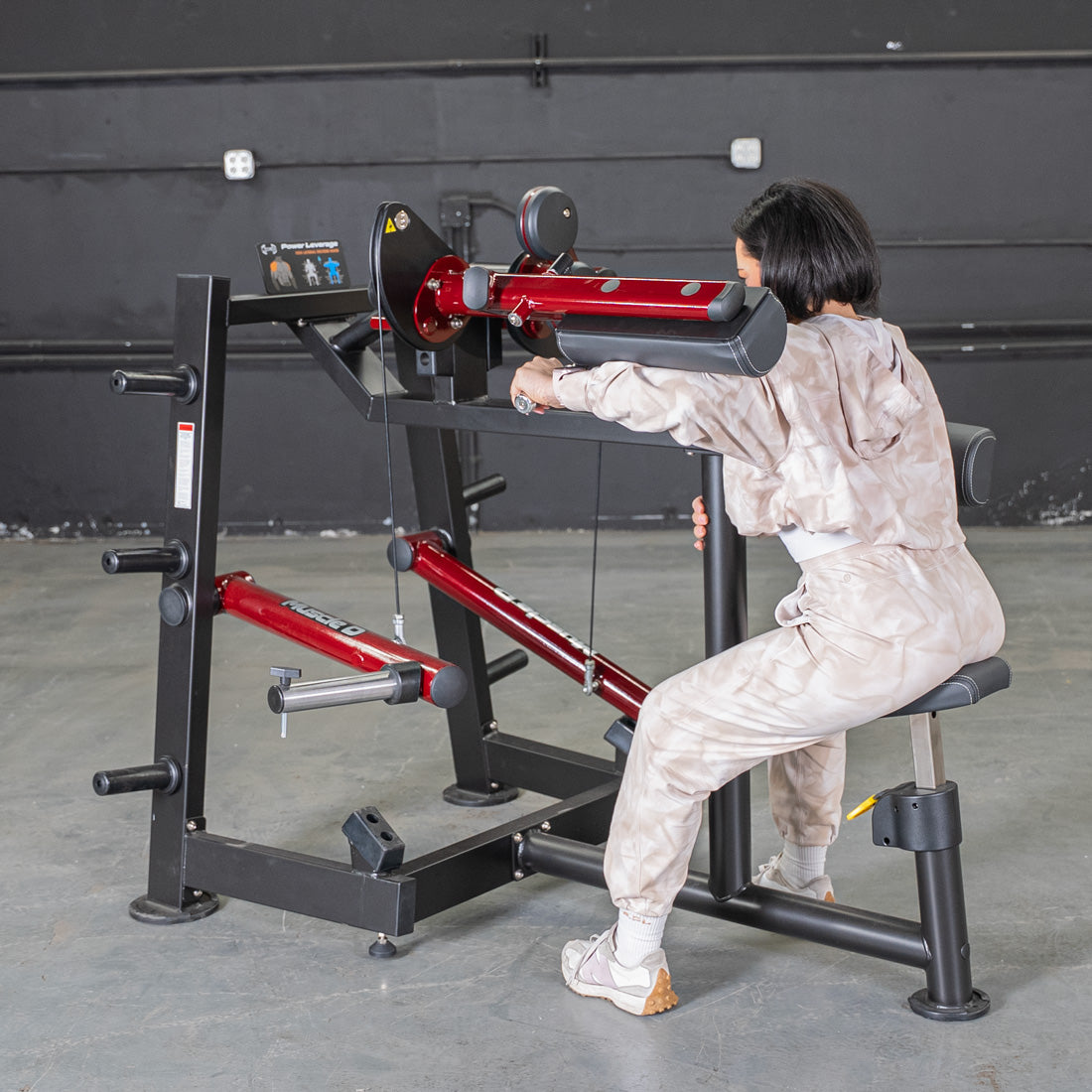 muscle d fitness commercial plate loaded black and maroon power leverage v2 iso lateral raise machine
