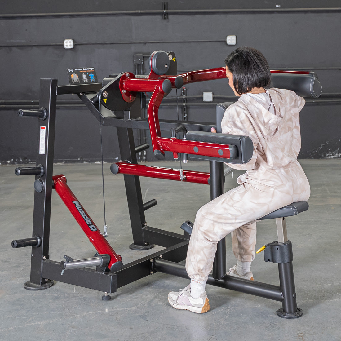 muscle d fitness commercial plate loaded black and maroon power leverage v2 iso lateral raise machine
