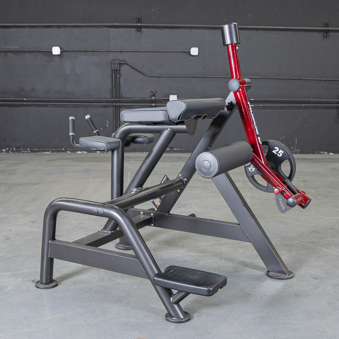 muscle d fitness commercial plate loaded black and maroon power leverage v2 reverse hyper machine