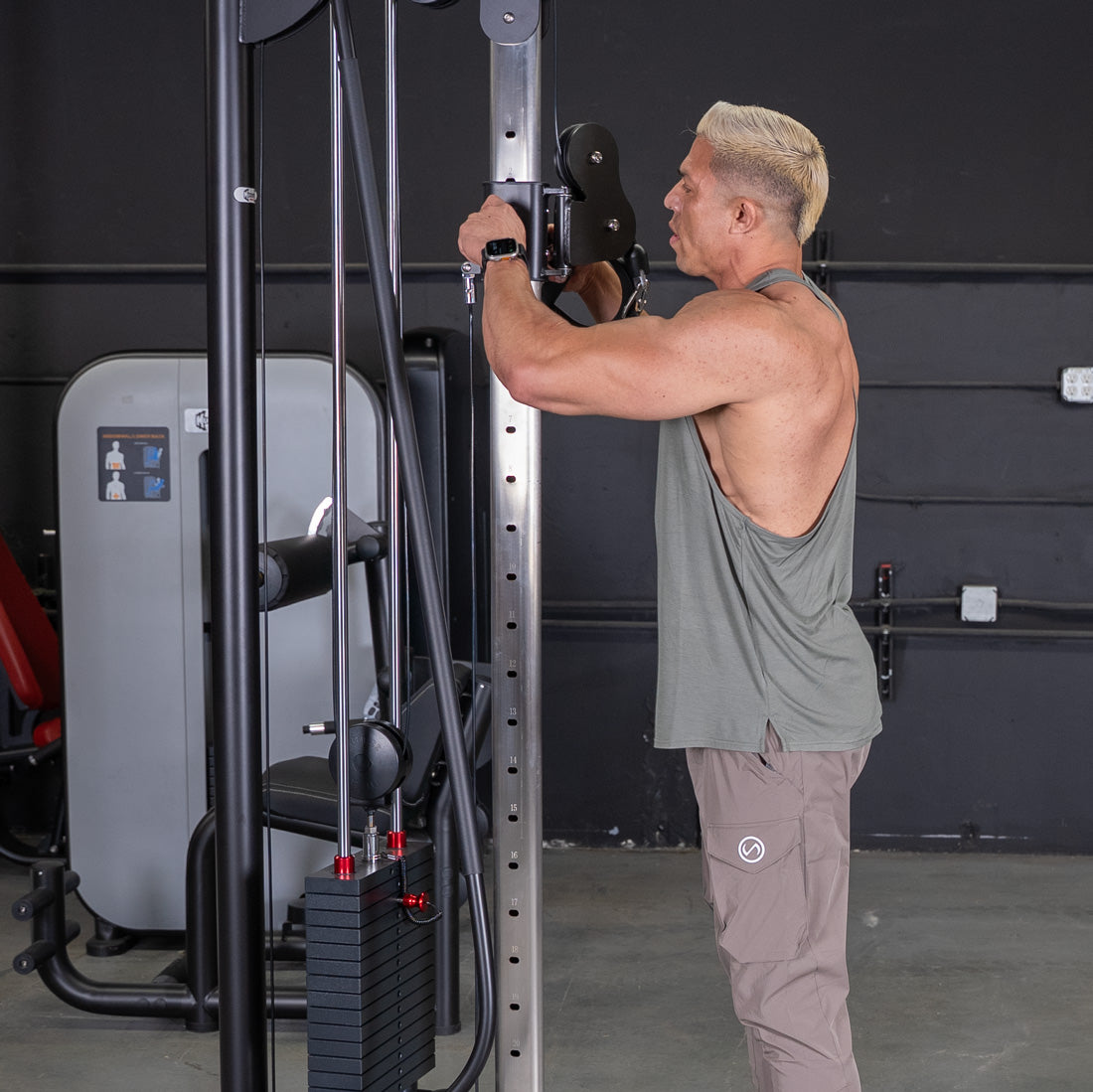 muscle d fitness commercial selectorized vogue black cable crossover machine