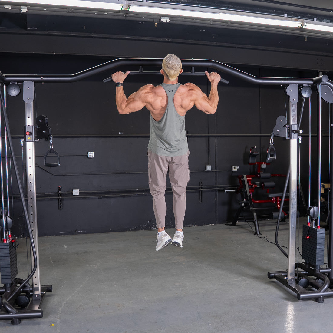 muscle d fitness commercial selectorized vogue black cable crossover machine