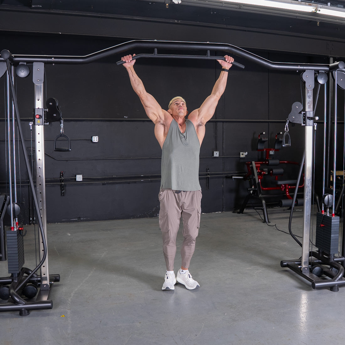 muscle d fitness commercial selectorized vogue black cable crossover machine