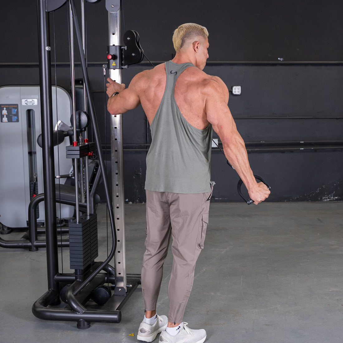 muscle d fitness commercial selectorized vogue black cable crossover machine