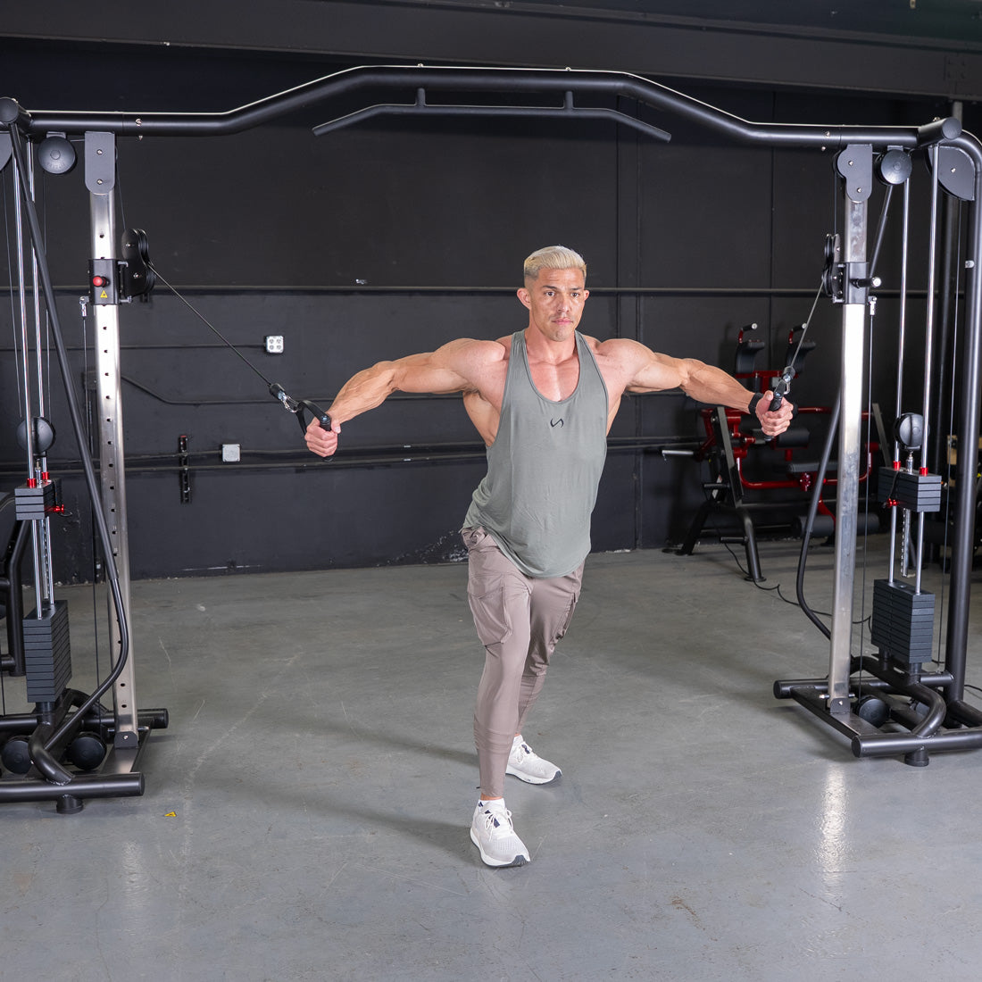 muscle d fitness commercial selectorized vogue black cable crossover machine