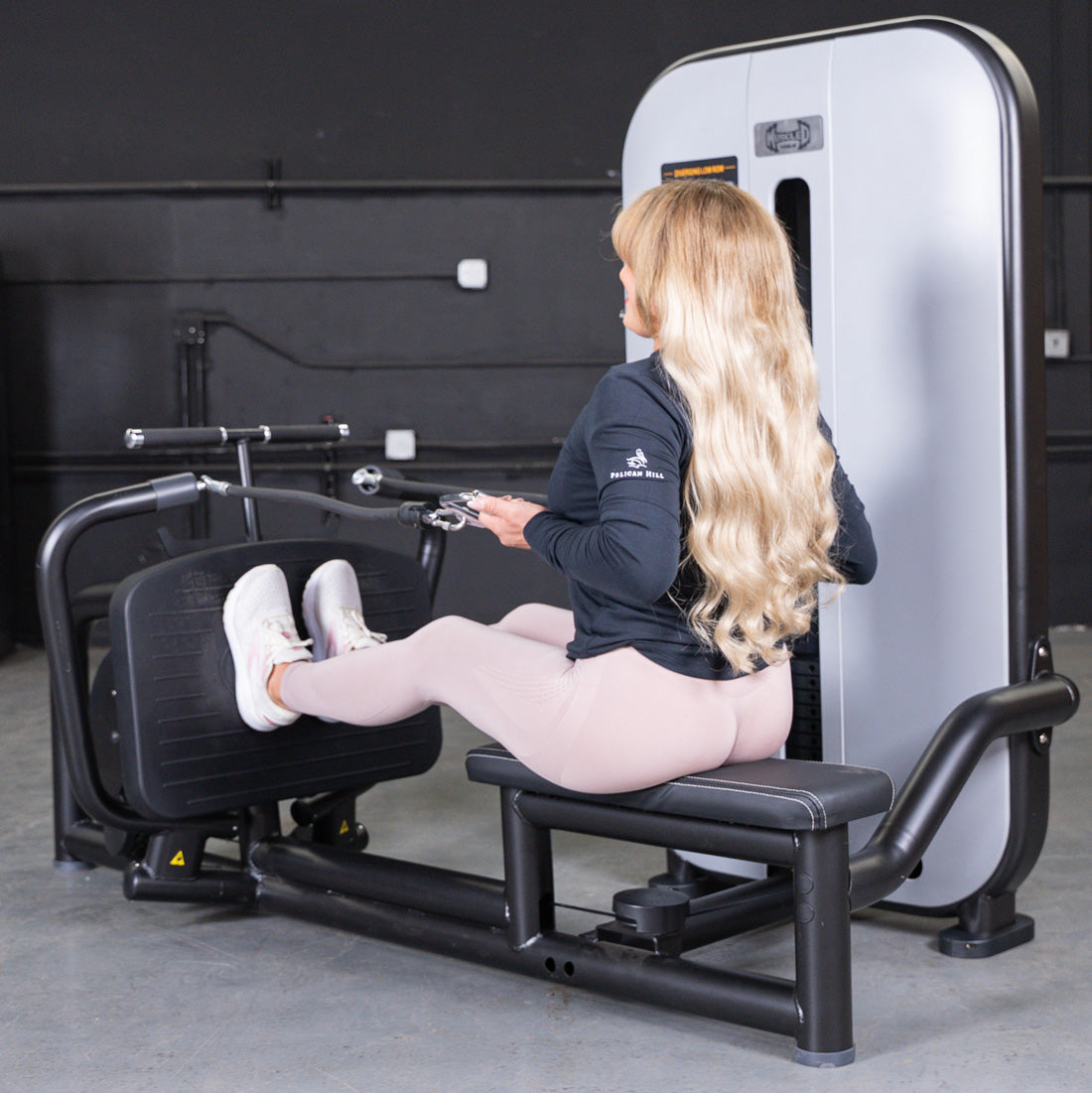 muscle d fitness commercial selectorized vogue black and light grey diverging low row machine