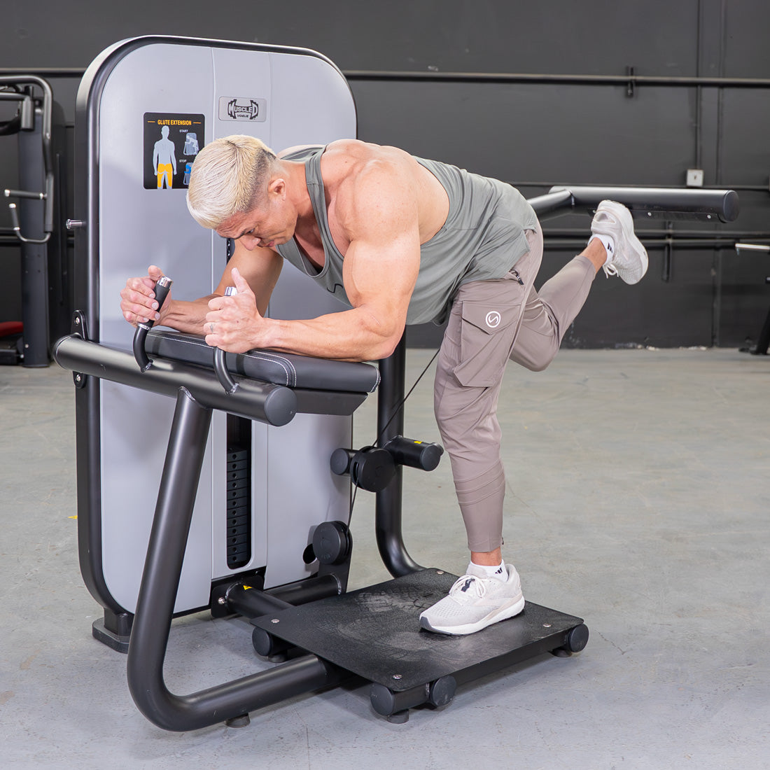 muscle d fitness commercial selectorized vogue black and light grey glute extension machine