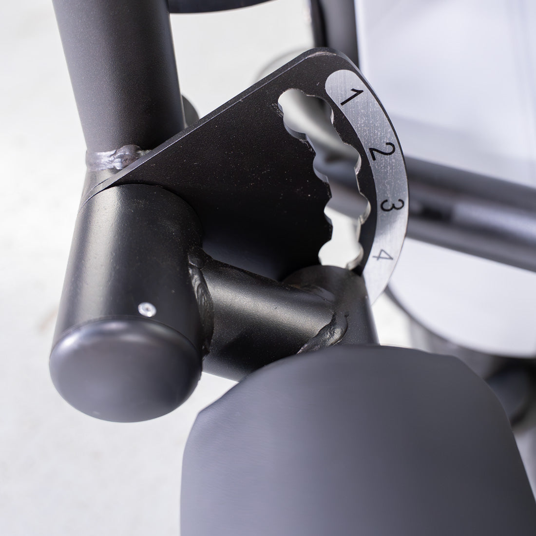 muscle d fitness commercial selectorized vogue black and light grey seated leg curl machine detail
