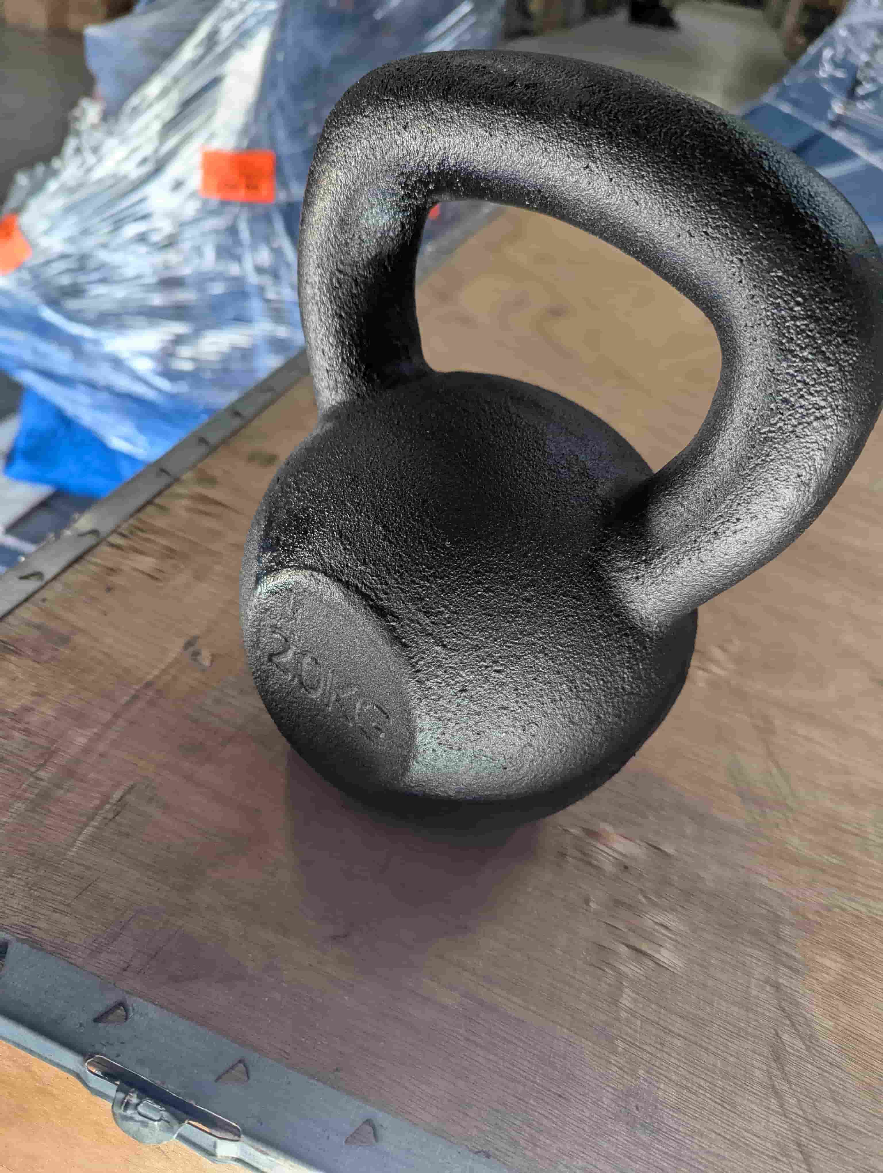 muscle d fitness black cast iron 20 kg /44 lbs kettlebell