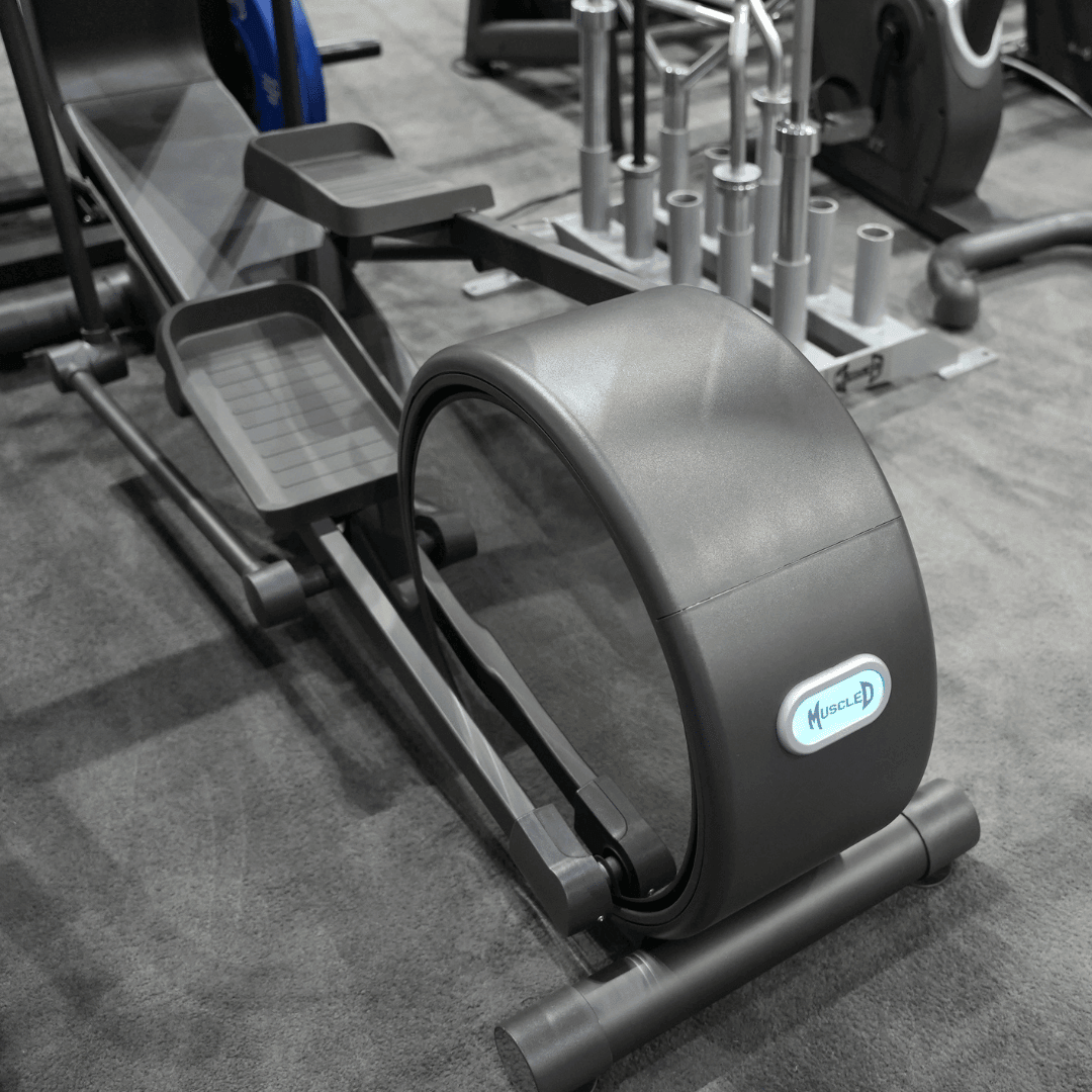 Commercial Elliptical Trainer - LED Screen - Muscle D Fitness - Commer