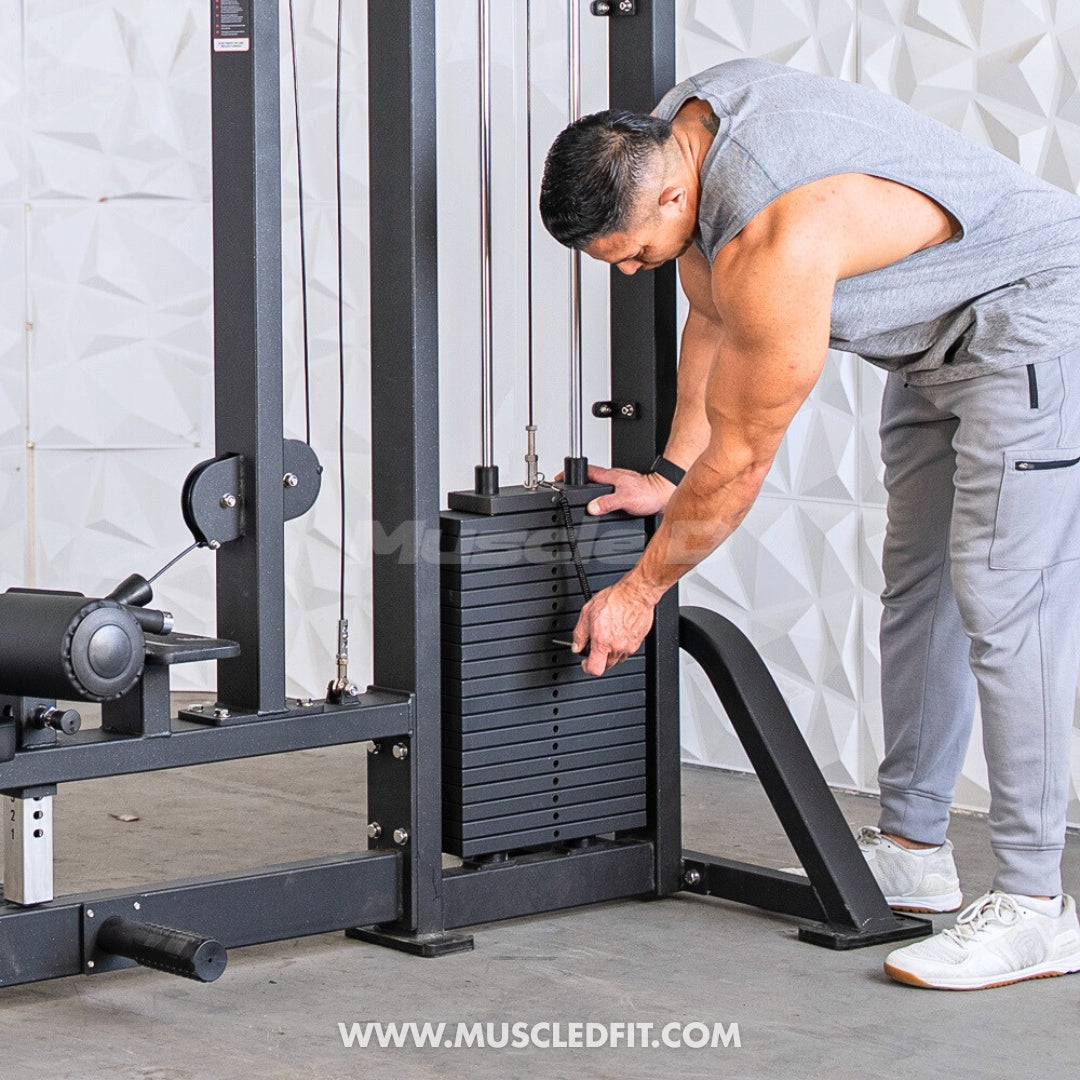 Man adjusting Classic V2 Lat Pulldown Low Row Comboequipment in a fitness setting with 'Muscle D branding.