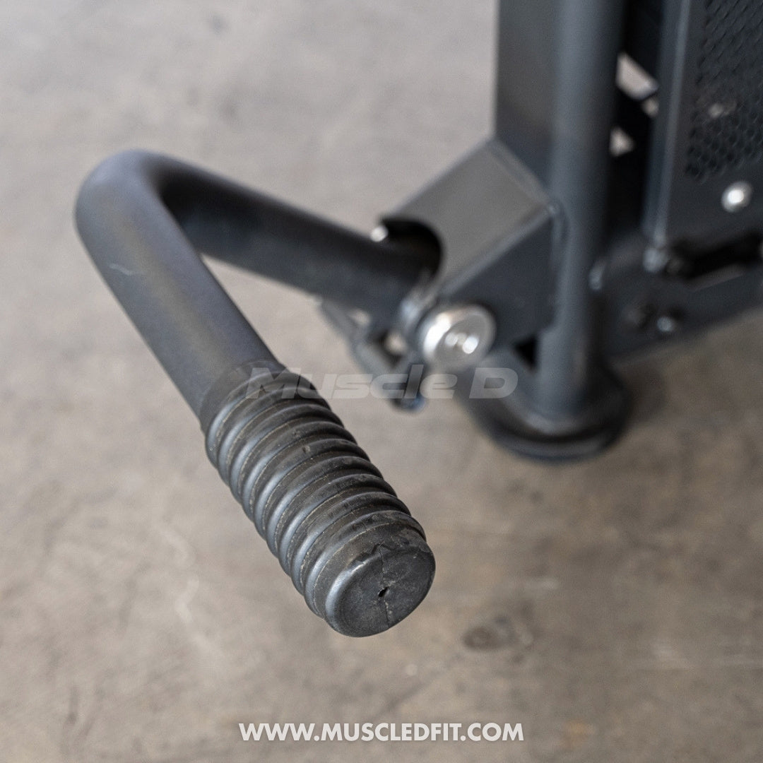 Classic V2 Selectorized Pullover Machine | 200 lb Stack