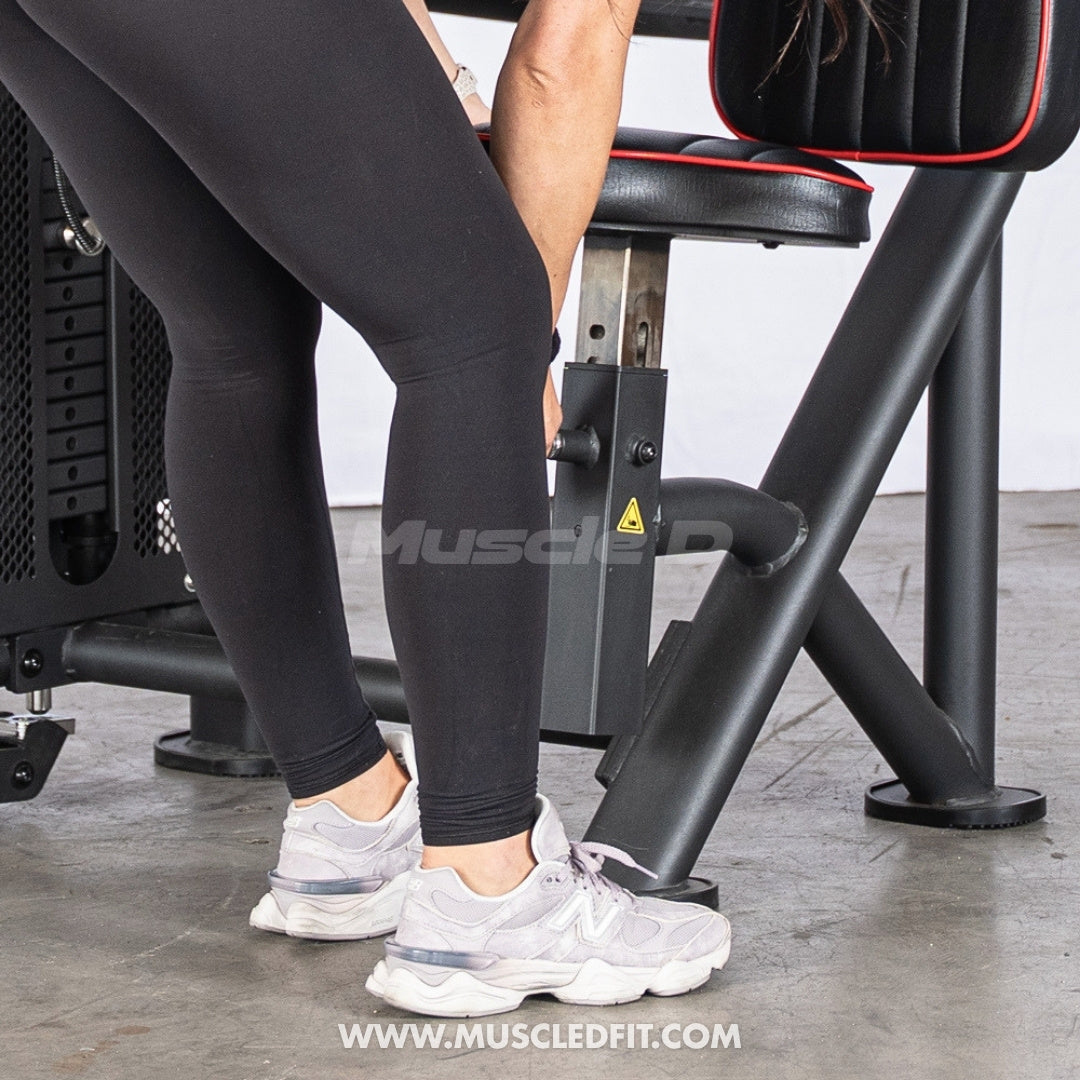 Classic V2 Selectorized Pullover Machine | 200 lb Stack