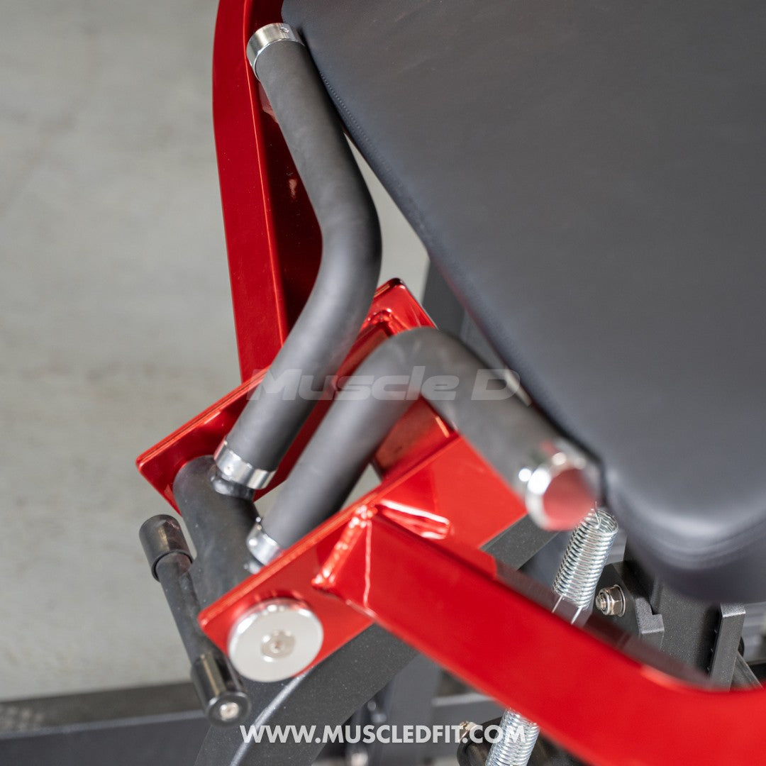 Classic V2 Selectorized Biceps Curl | Muscle D Fitness | 150lb Stack