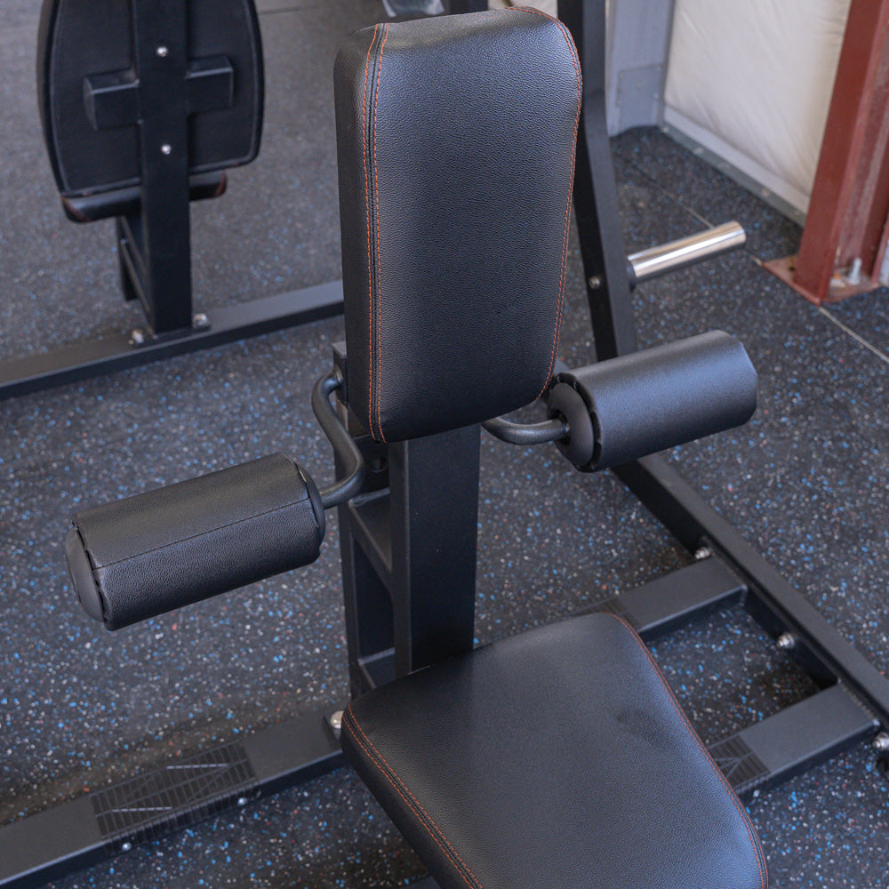 muscle d fitness commercial plate loaded excel leverage black chest and back combo machine back station seat detail