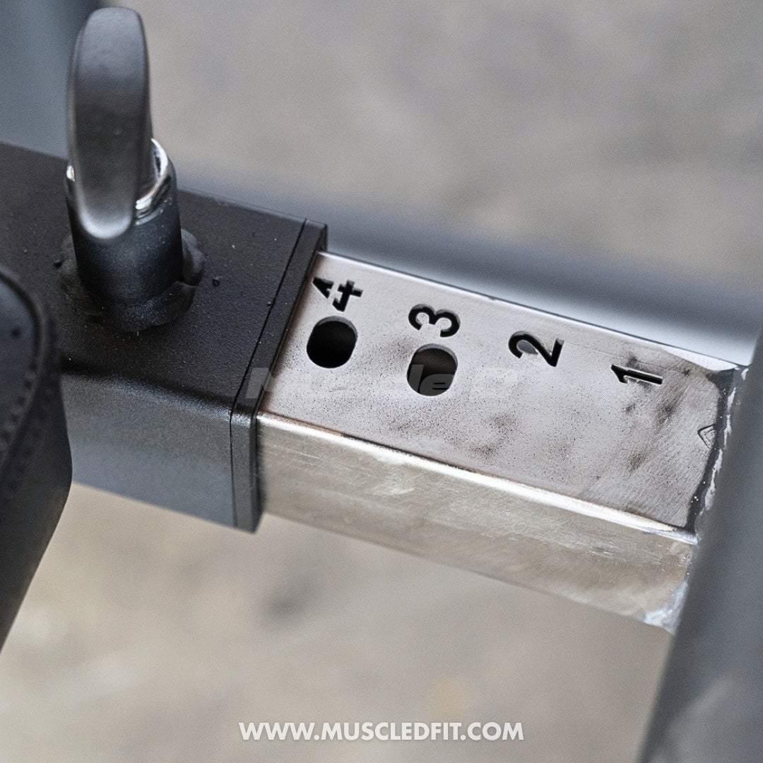 Excel Kneeling Glute / Hip Extension Machine