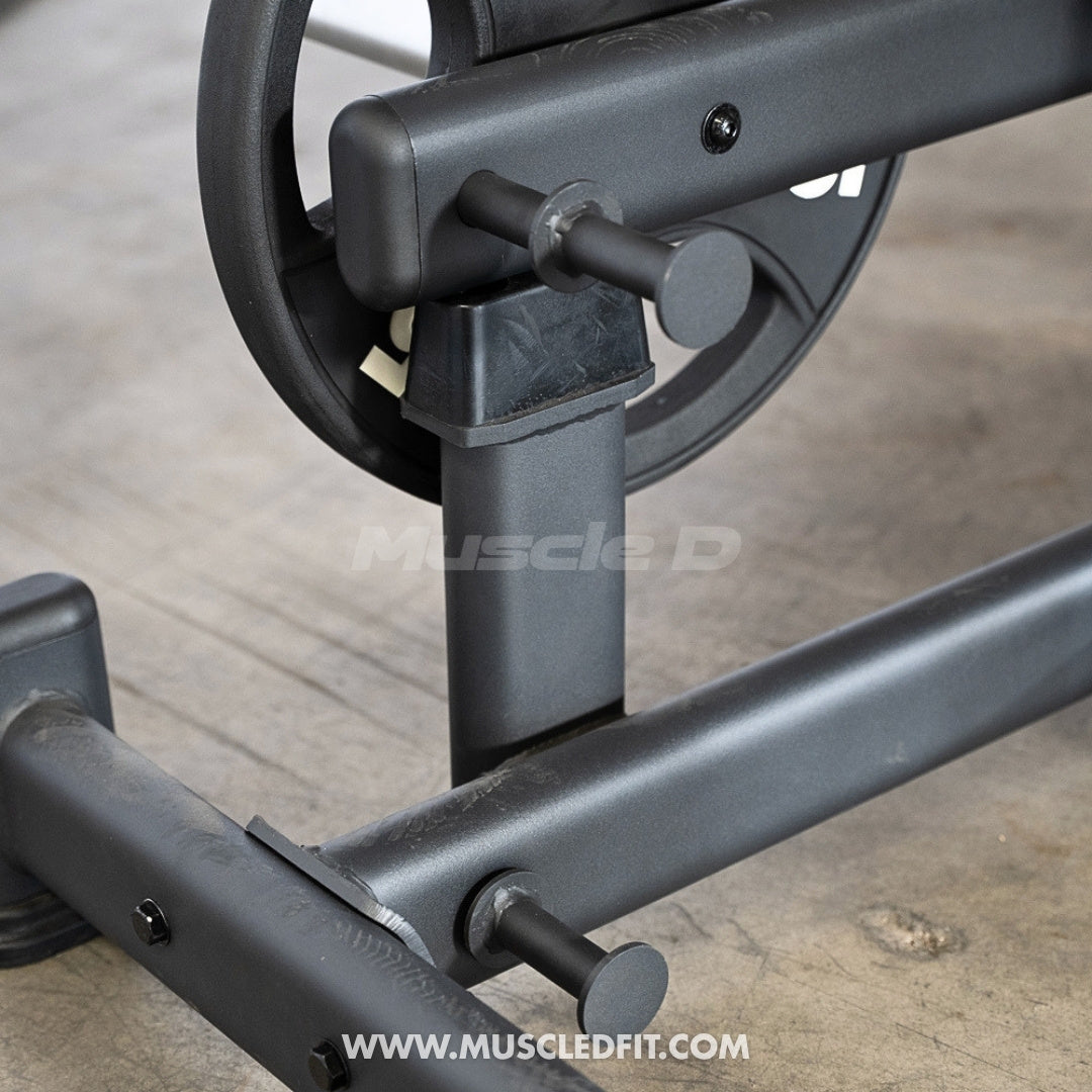 Excel Kneeling Glute / Hip Extension Machine