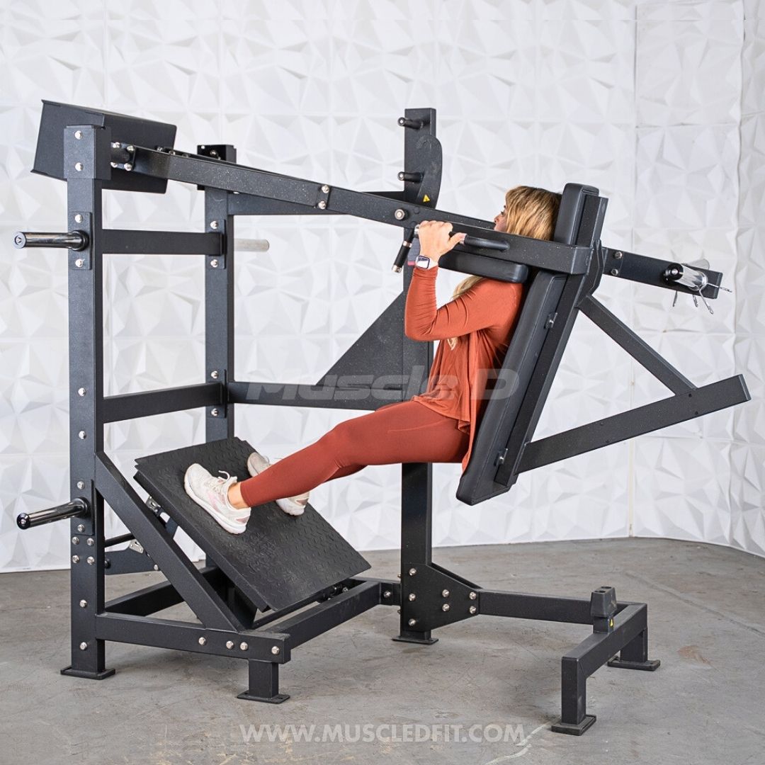 Excel Counterbalanced Pendulum Squat Machine | Muscle D Fitness