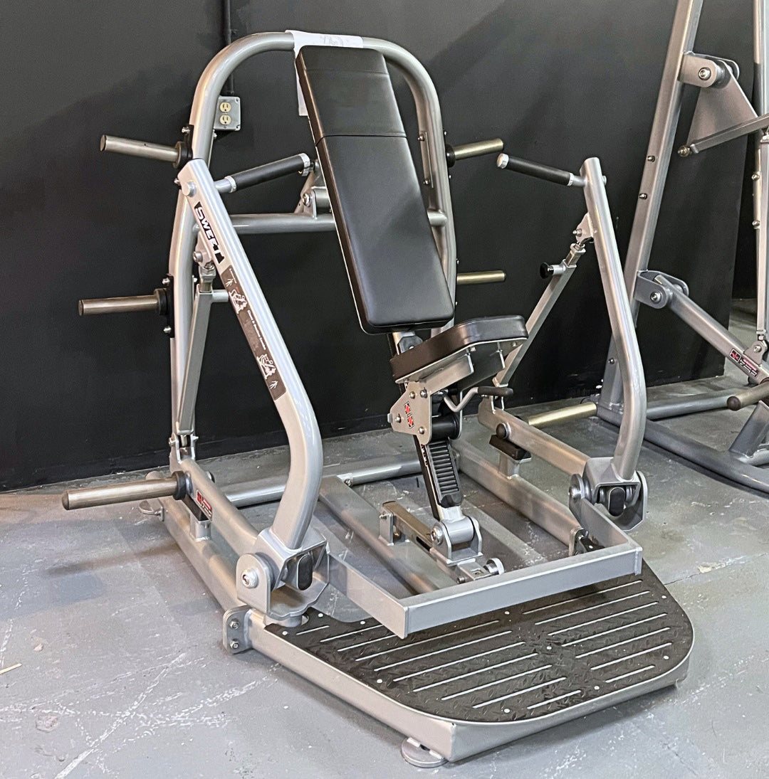 Pro Strength Decline Chest Press - Muscle D Fitness - Premium - Adjustable - Plate Loaded - Lower Chest Workout