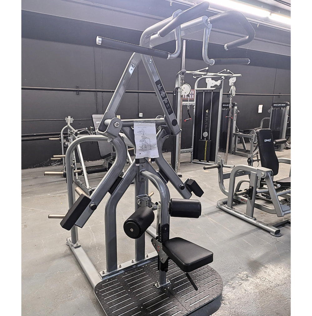 Sweet Rotary Lat Pulldown | Commercial Lat Machine by Muscle D