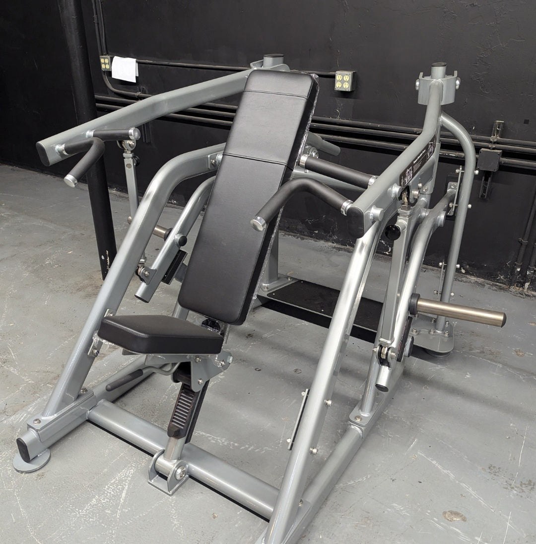 Pro Strength Shoulder Press - Muscle D Fitness - Commercial - Plate Loaded