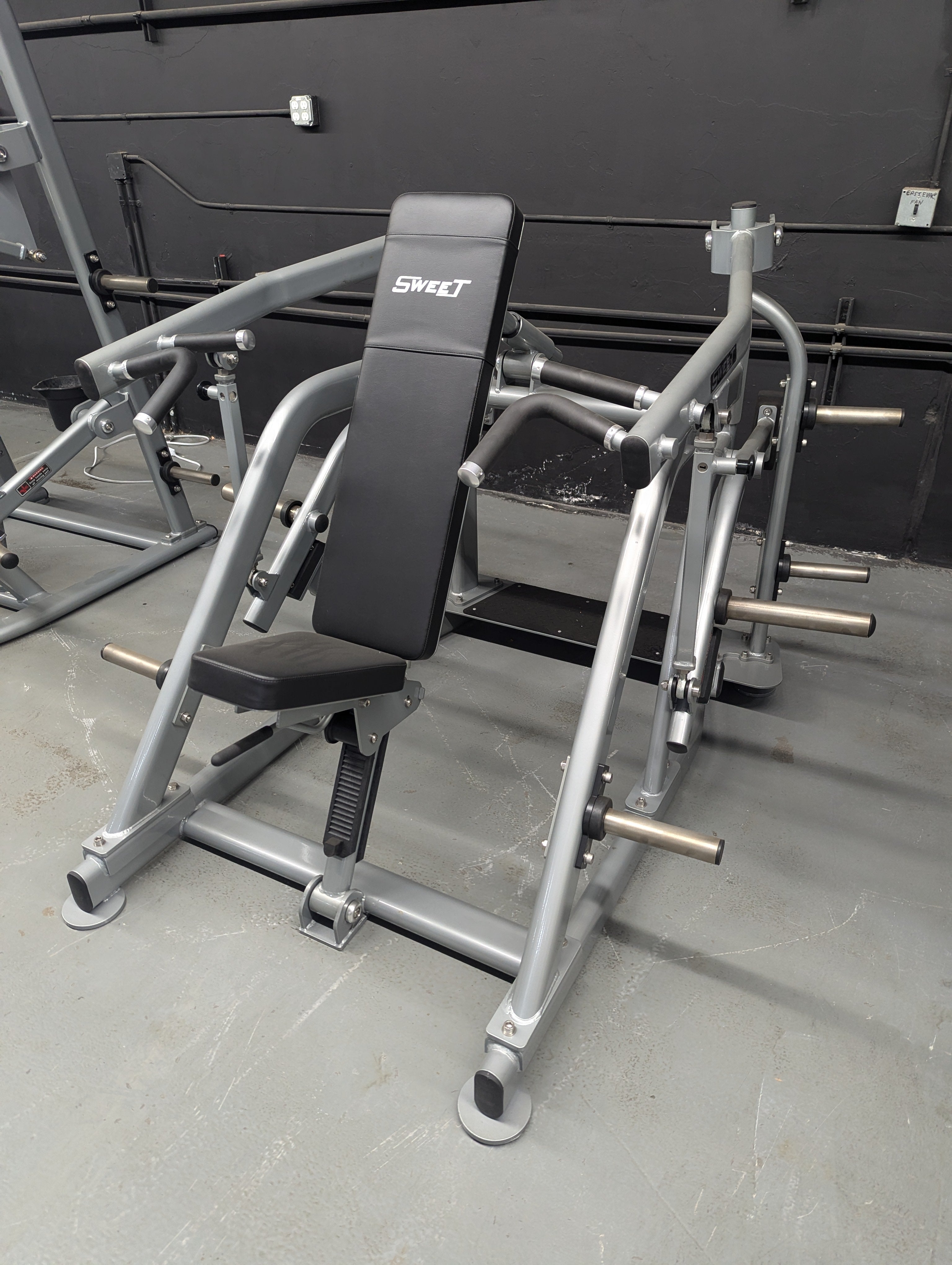 Sweet Shoulder Press - Black / Silver