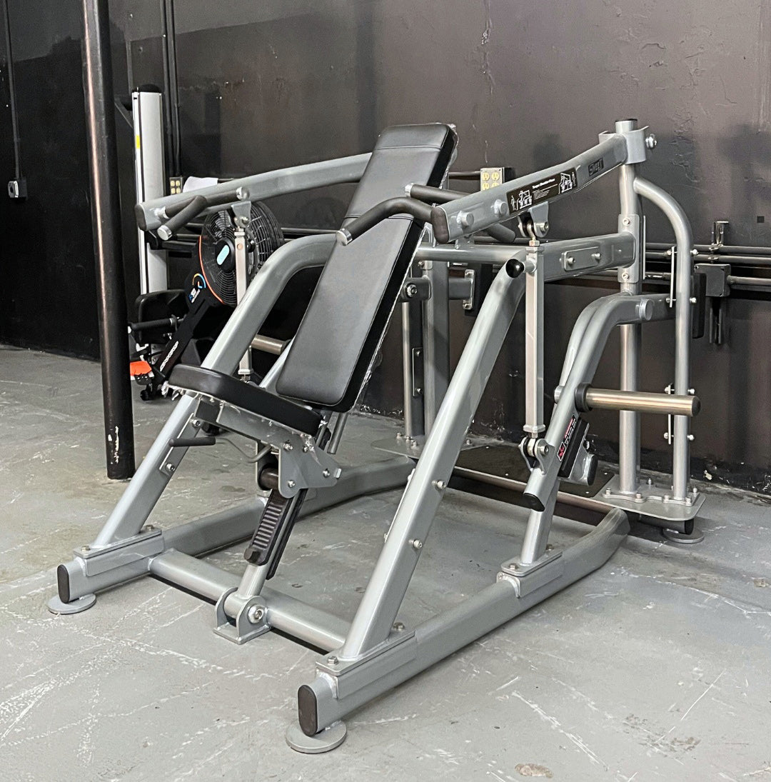 Pro Strength Shoulder Press - Muscle D Fitness - Commercial - Plate Loaded