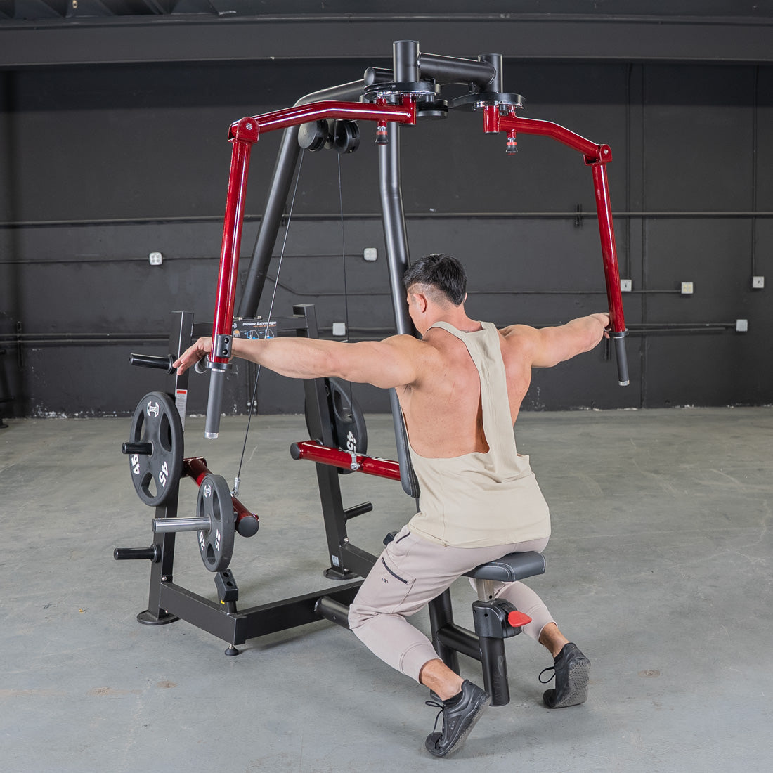 muscle d fitness commercial plate loaded power leverage v2 black and maroon pec fly rear delt combo machine