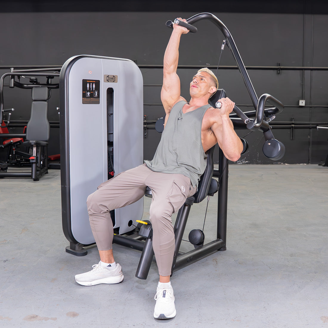 muscle d fitness commercial selectorized vogue black and light grey shoulder press machine