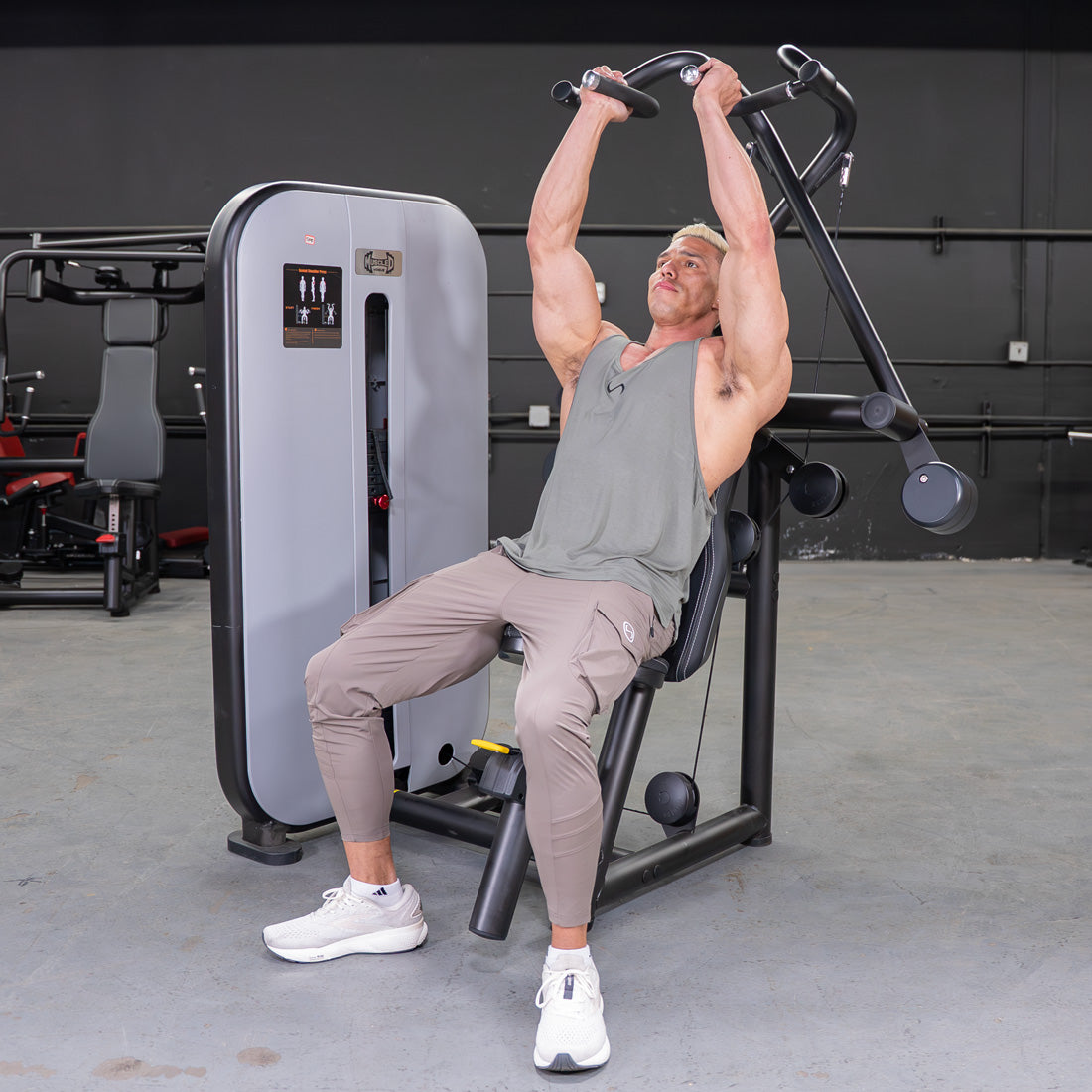 Vogue Shoulder Press - Muscle D Fitness - Adjustable Seat - Pin Selectorized - Delt Workout